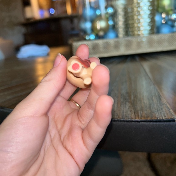 Rare Littlest Pet Shop LPS Chihuahua #1 (retired) (tan) - Picture 4 of 4